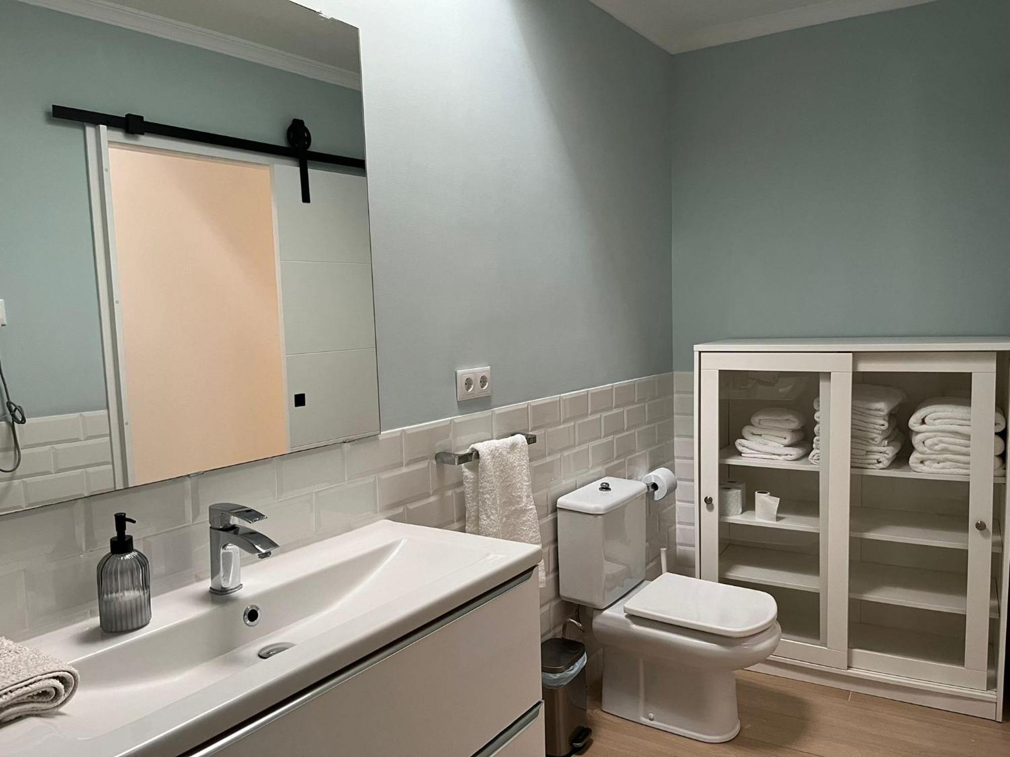 Apartamentos La Higuera 2 罗塔 外观 照片