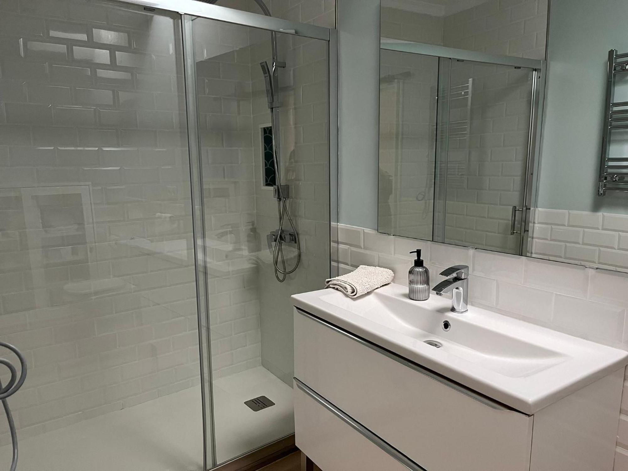 Apartamentos La Higuera 2 罗塔 外观 照片