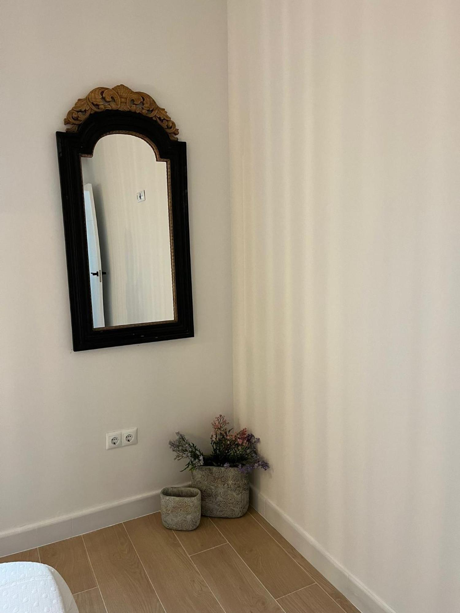 Apartamentos La Higuera 2 罗塔 外观 照片