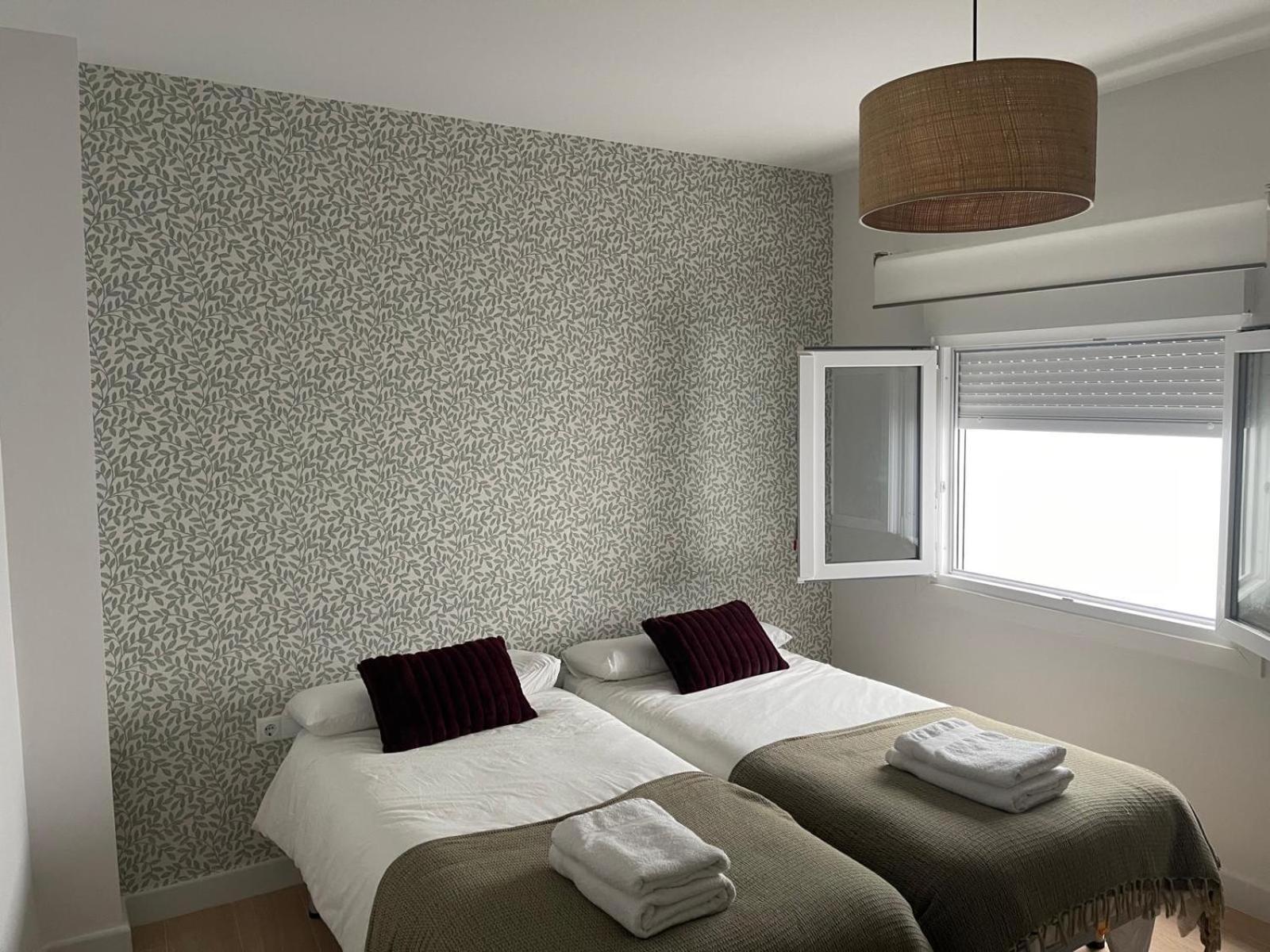 Apartamentos La Higuera 2 罗塔 外观 照片